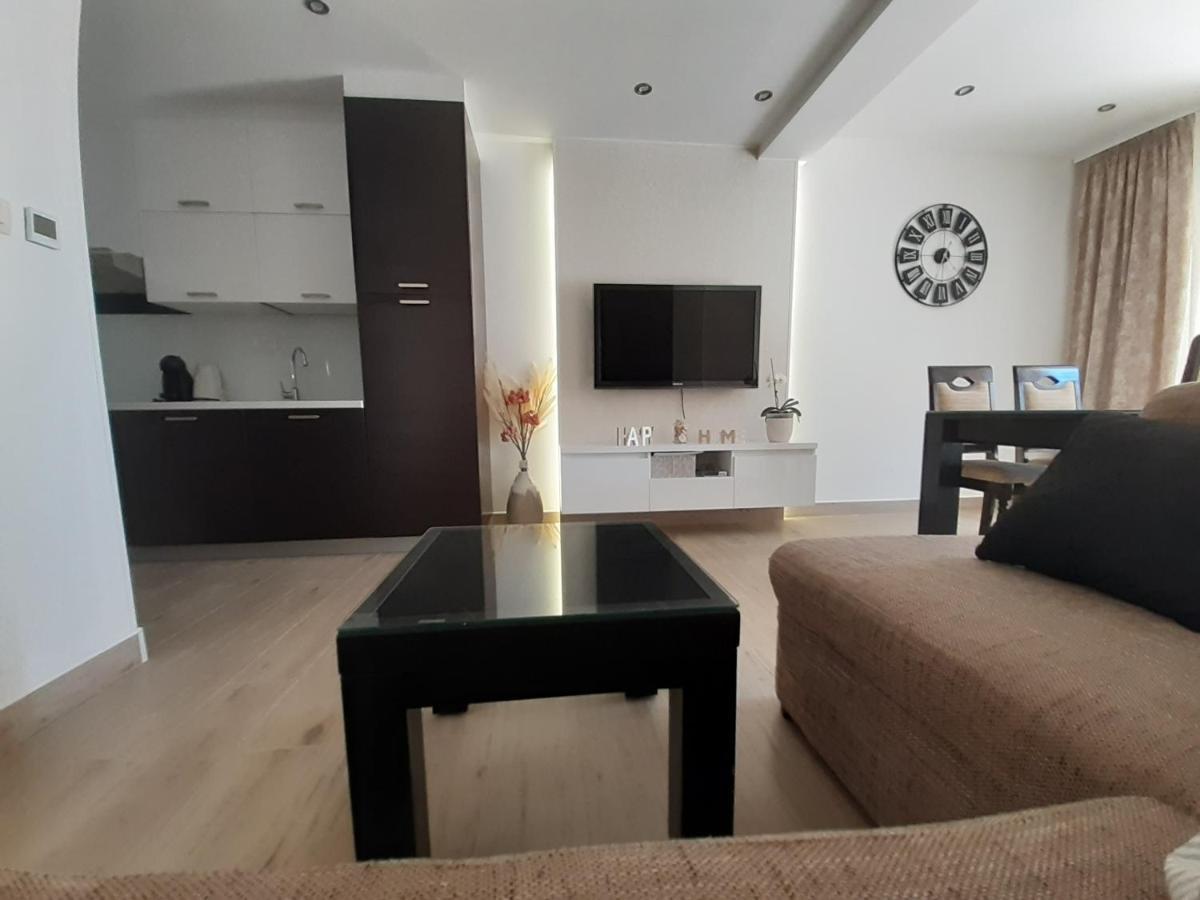 Apartment Lucky With Jacuzzi تروغير المظهر الخارجي الصورة